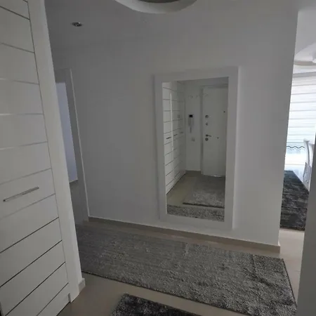 Апартаменты Aqua Diamond Nr- 8 *